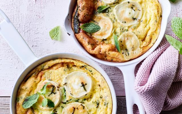 Frittata met courgette, babymaïs en geitenkaas