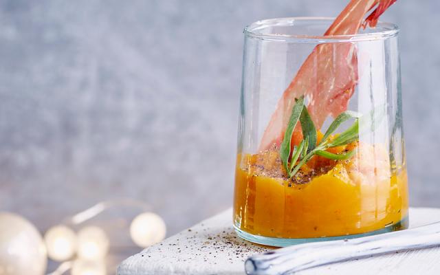 Pompoencrème met krokante gandaham