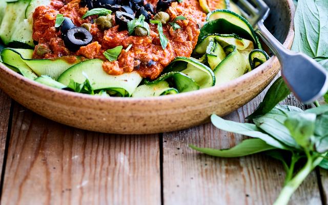 Courgetti à la puttanesca