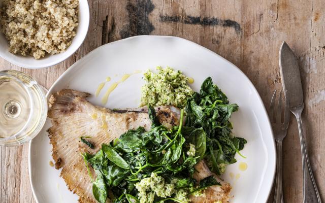 Raie au quinoa et pesto de brocoli