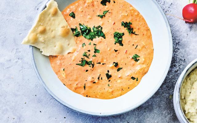 Ktipti – Griekse dip van geroosterde paprika met kaas