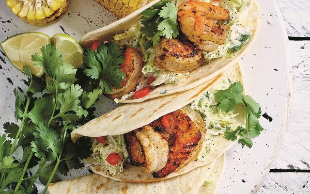 Taco's met scampi's en gegrilde maïs