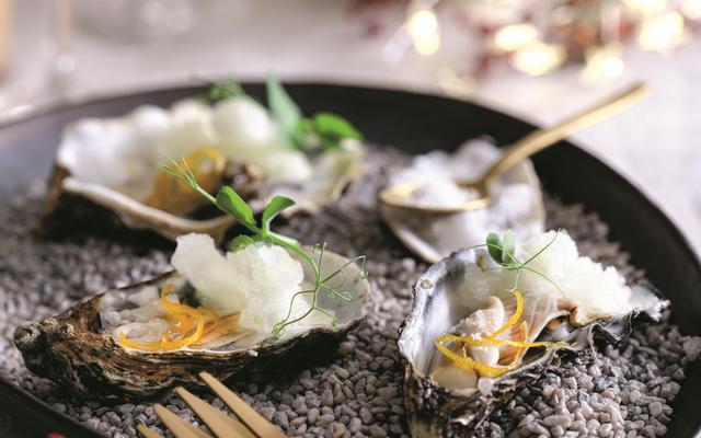 Oesters met granité van margarita en gekonfijte citroen