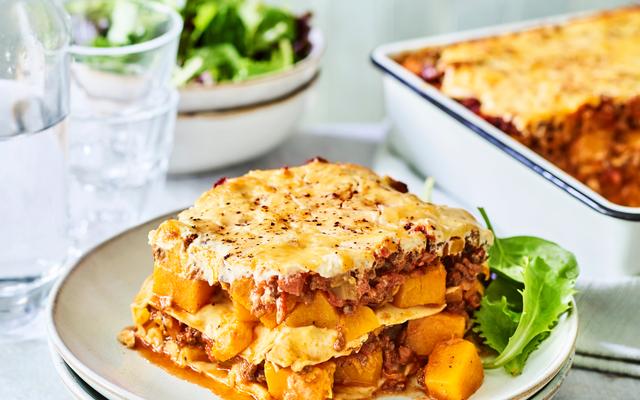 Lasagne met ragù, pompoen en geitenkaas