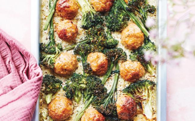 Kippenballetjes met broccoli en mosterdroom