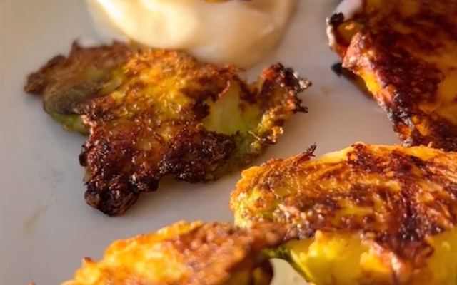 Smashed spruitjes
