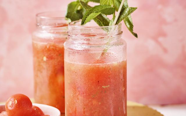 Kombucha-mocktail met watermeloen