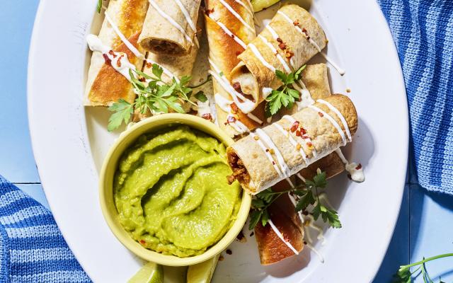 Taquitos met chorizo