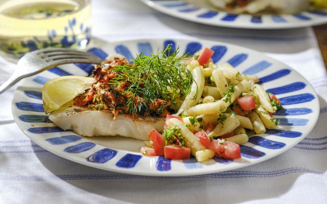 Kabeljauw met korst van zongedroogde tomaten en boterboontjes