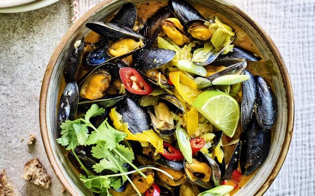 Moules au curry rouge et au lait de coco