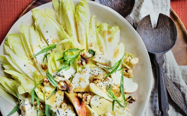 Witloofsalade met gorgonzola en walnoten