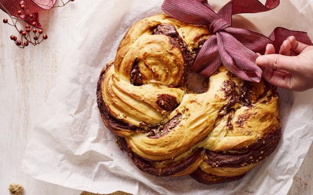 Babka met chocolade en noten