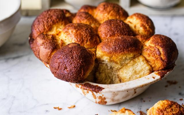 Monkey bread met sinaasappelboter