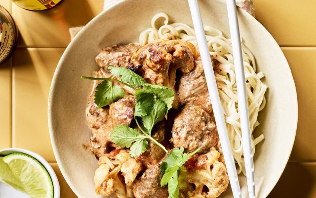 Curry met kalkoen en bloemkool