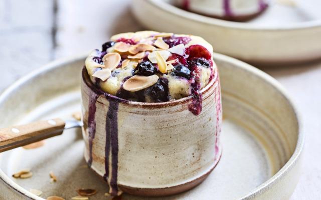 Mug cake aux myrtilles