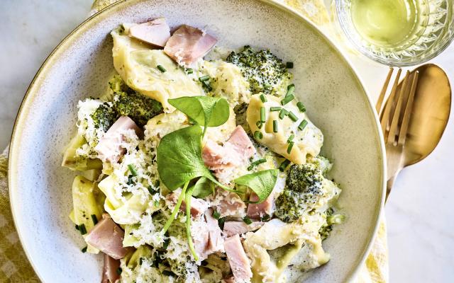 Tortellinis crémeux aux brocolis et jambon