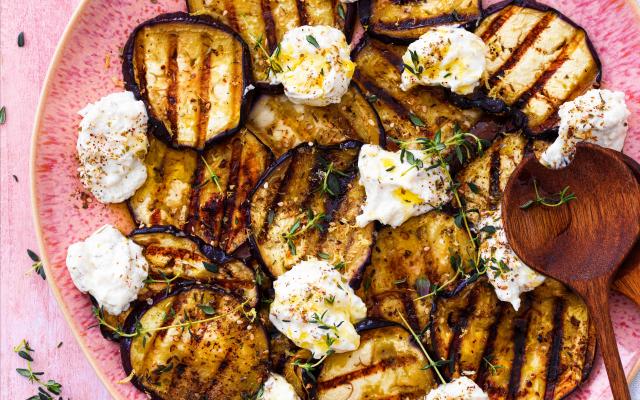 Gemarineerde aubergine met geitenkaas