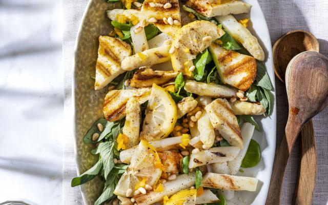 Gegrilde witte asperges met krokant gebakken halloumi