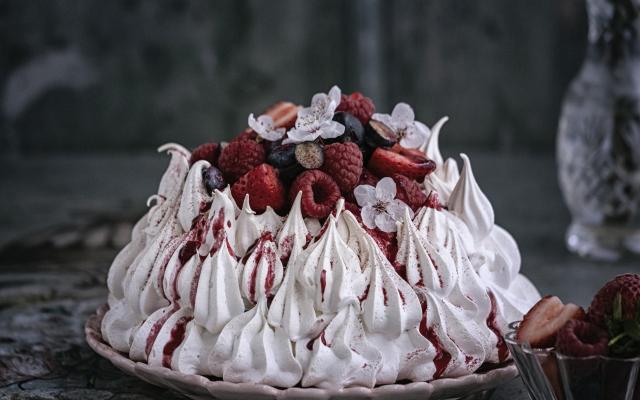 Pavlova aux fruits rouges à l’airfryer
