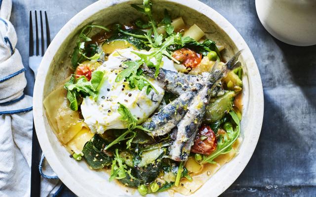 Lasagne met sardines, courgette en burrata