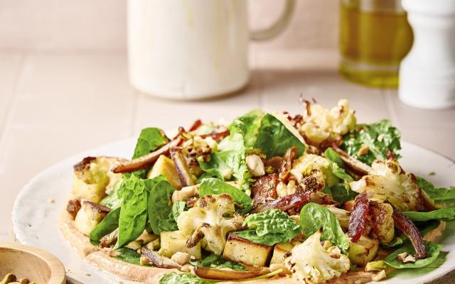 Salade de chou-fleur rôti au halloumi à l'airfryer