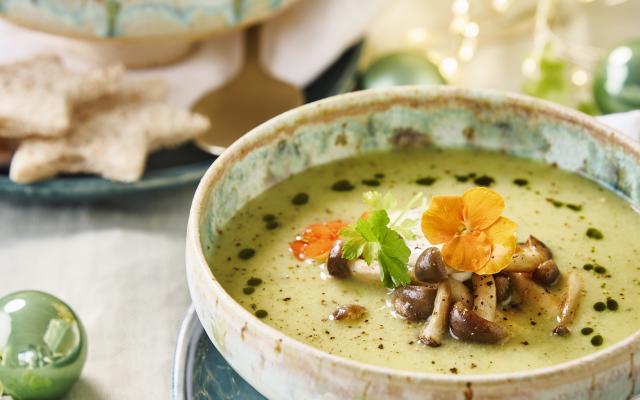 Courgette-broccolisoep