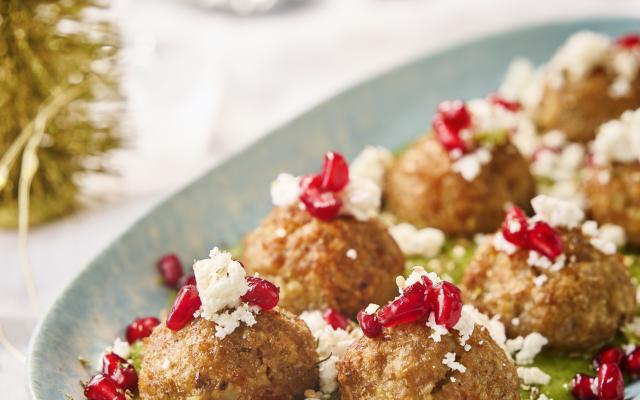 Gehaktballetjes in basilicumsaus