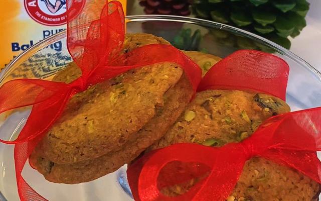 Kerstkoekjes met pistaches en cranberries