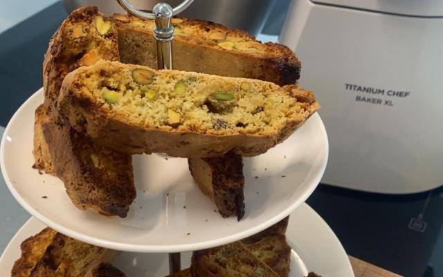 Cantuccini au chocolat blanc et aux pistaches