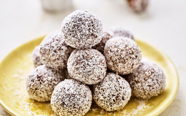 Suikervrije choco-kokosballetjes