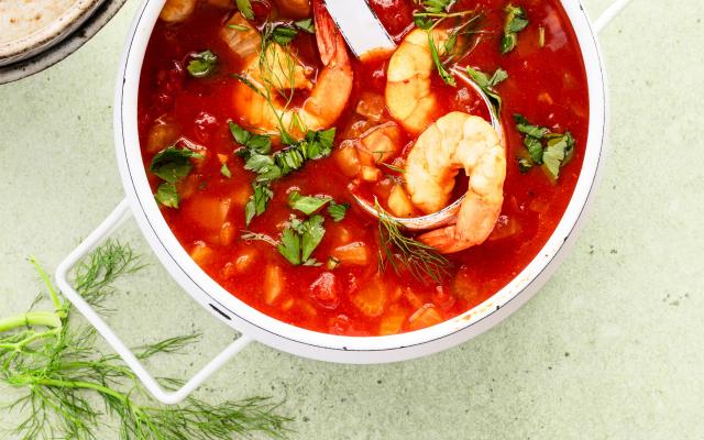 Venkel-scampisoepje met saffraan