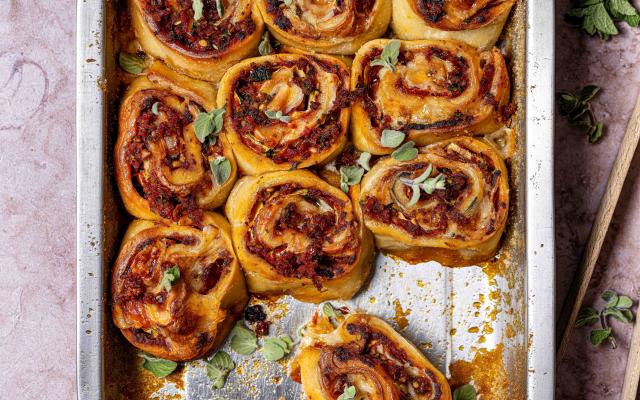 Pestorolletjes met Italiaanse ham