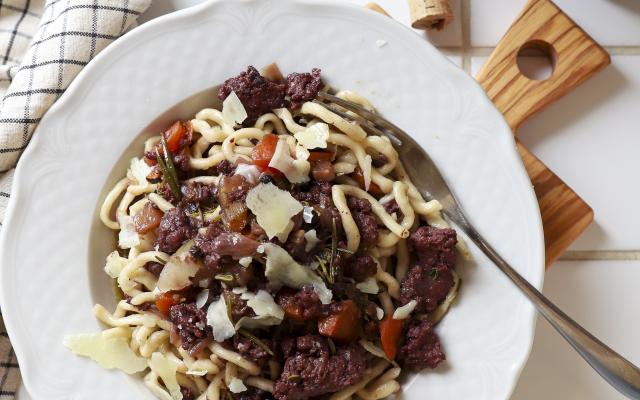 Ragù van salsiccia en ­chiantiwijn