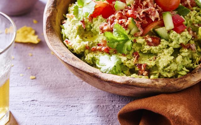 BLT-guacamole