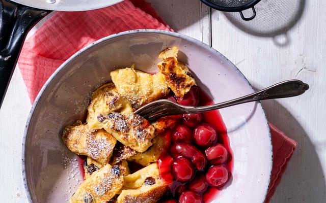 Kaiserschmarren met kersencompote