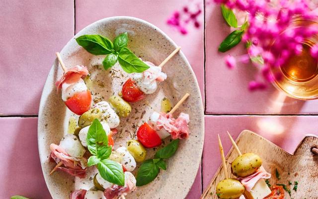 Caprese deluxe­-spiesjes