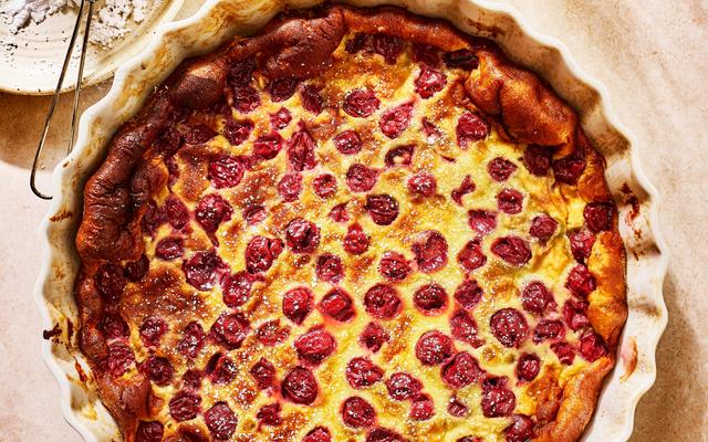 Zomerse clafoutis met kersen