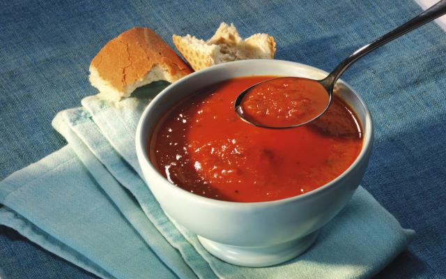 Soupe toscane à la tomate