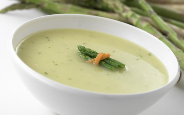 Velouté d'asperges au surimi