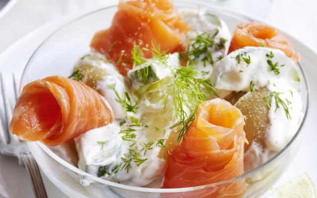 Krieltjessalade met gerookte zalm