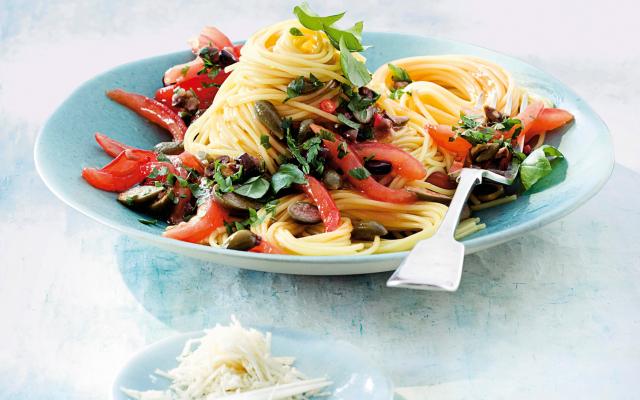 Spaghetti met tomaat en ansjovis