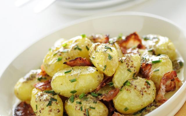 Aardappeltjes met mosterd en spek