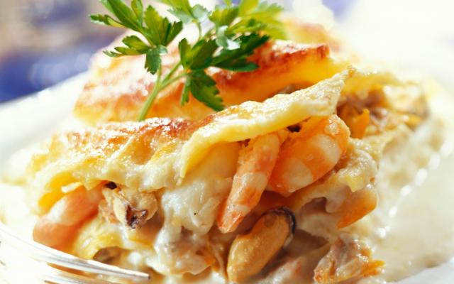 Lasagne met zeevruchten en champignons