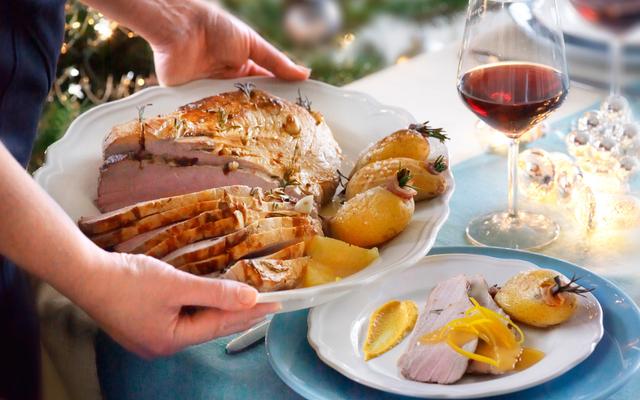 Kerstgebraad met sinaasappelsaus en wortelcrème