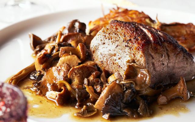 Kalfsoester met wilde boschampignons en rösti