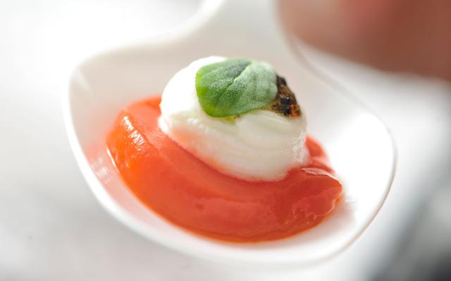 Gekonfijte paprika met geitenkaascrème