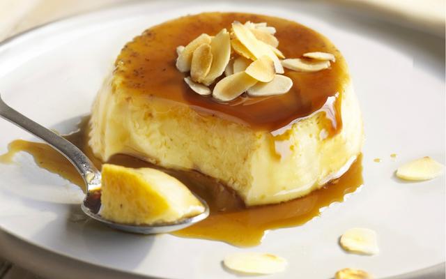 Karamelcrème met amandel