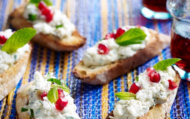 Bruschetta met geroosterde auberginepuree