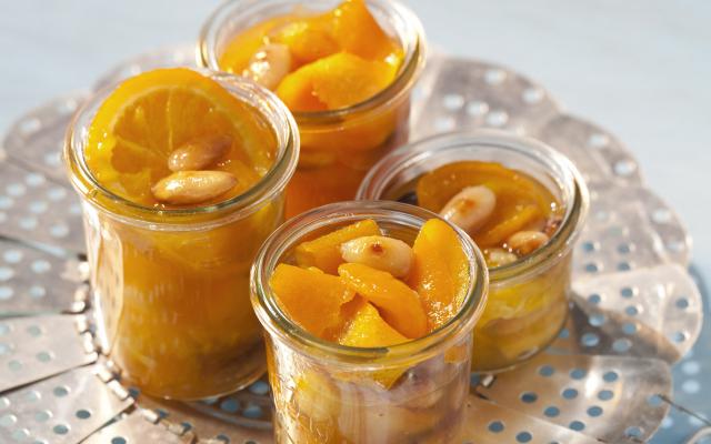 Sinaasappelmarmelade met abrikoos en amandel