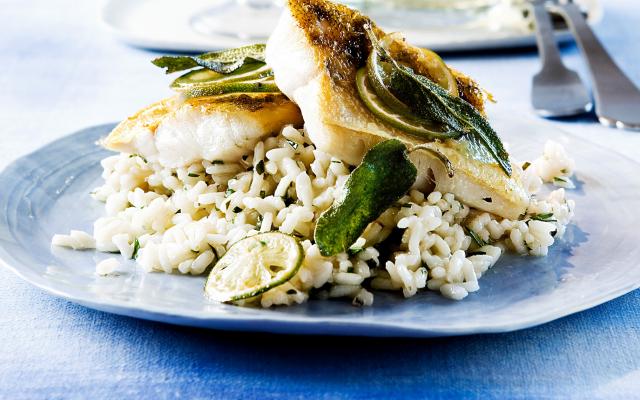 Snoekbaarsfilet met riesling-risotto